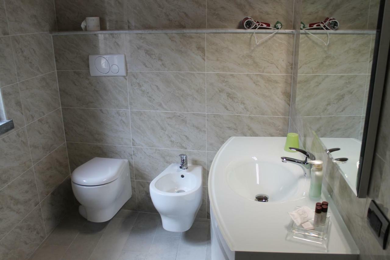 Apartmán Casa Stefania Mandello del Lario Exteriér fotografie